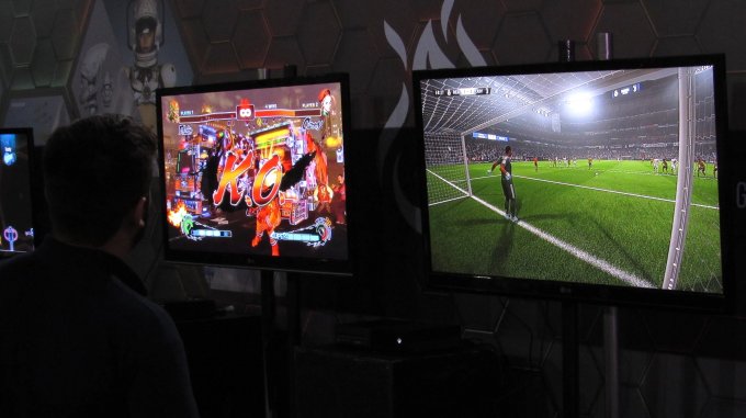 Street Fighter IV e FIFA