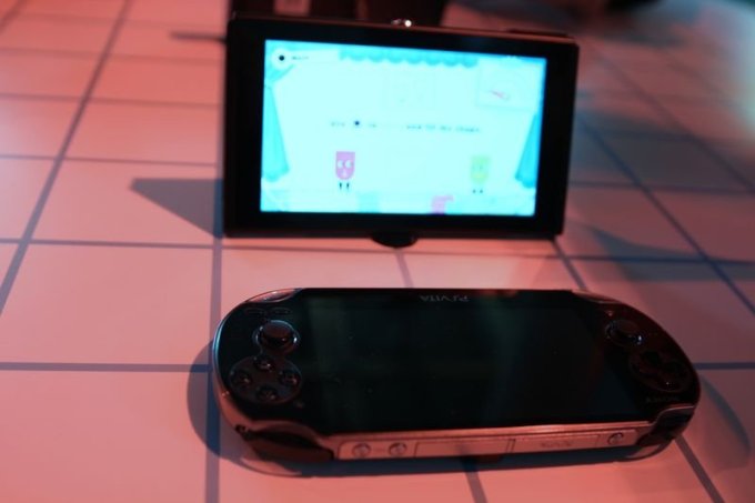 Nintendo Switch tablet x PlayStation Vita