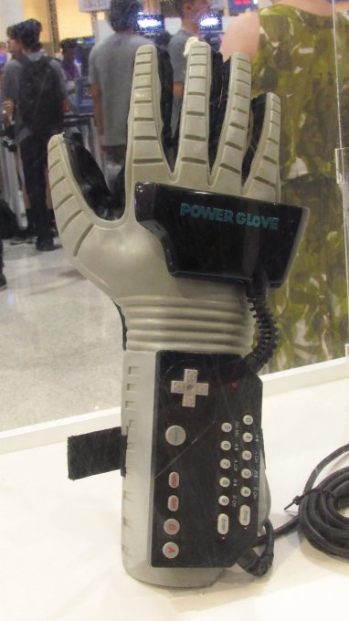 Power Glove